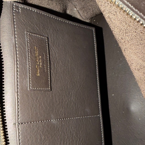 Saint Laurent Dark Gray Leather Bag with Gold Details - Picture 5 of 5